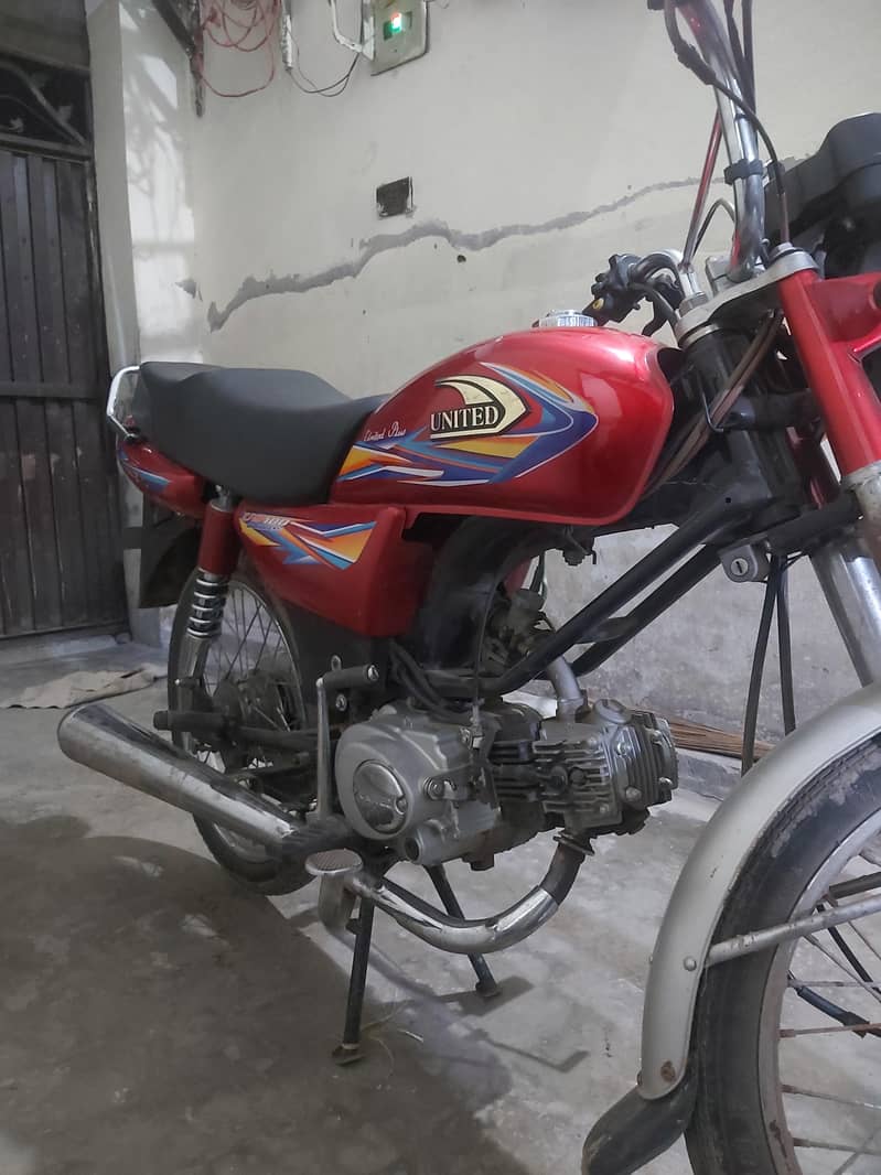united 100cc 0
