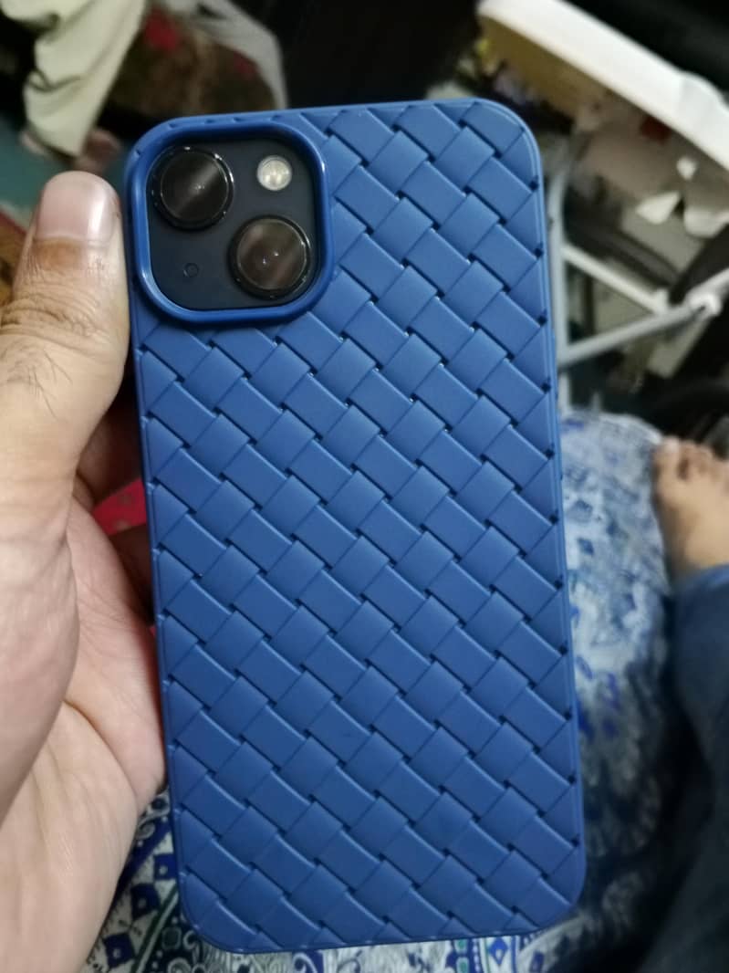 Apple iPhone 13 7