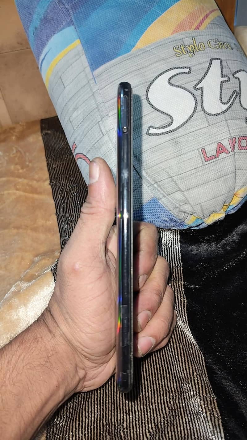 Galaxy A70 3
