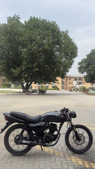 Honda CG125 Deluxe