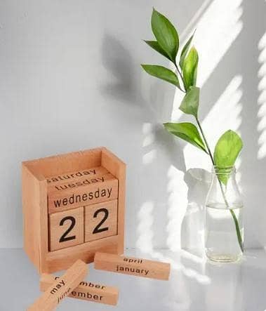 Table decoration calendar wooden material