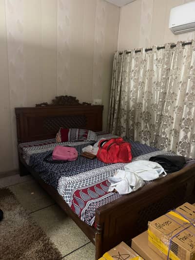 Pure Chinyoti Bed