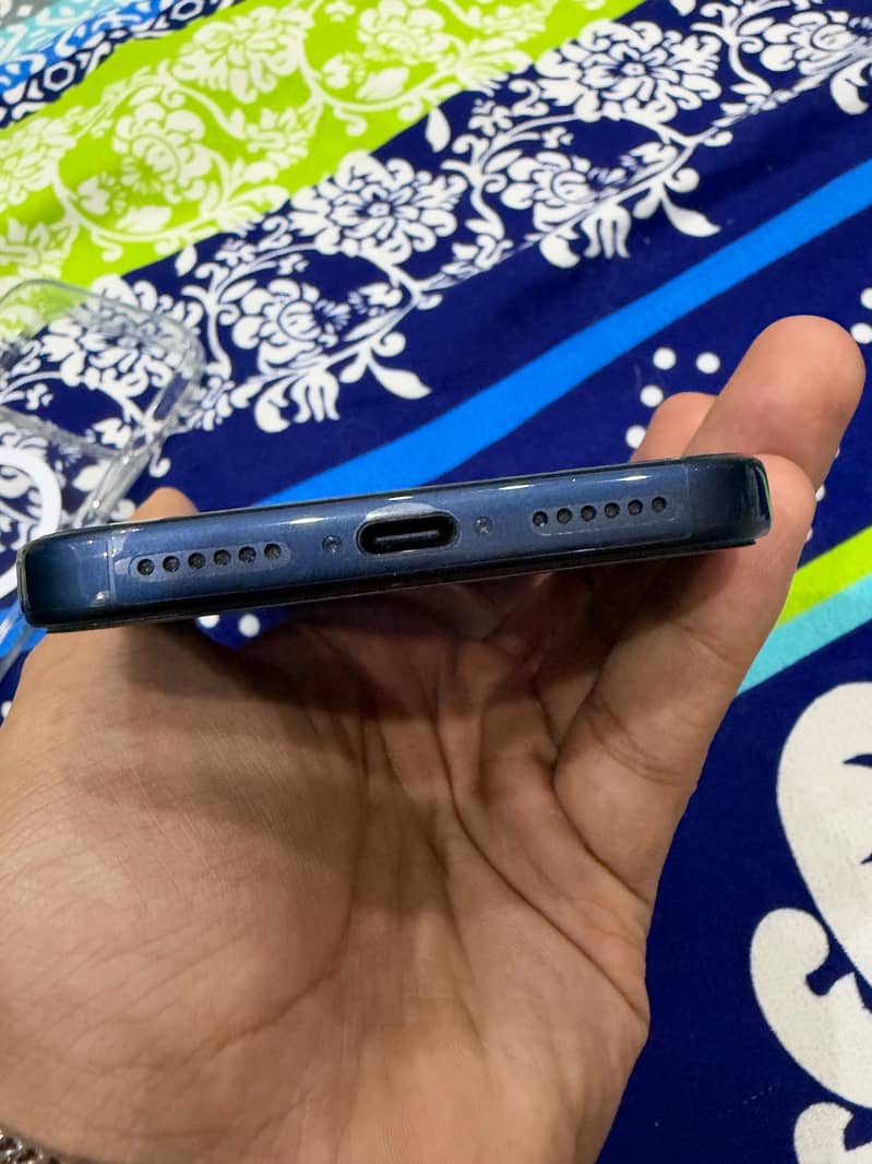 Apple iPhone 17 Pro Max 3