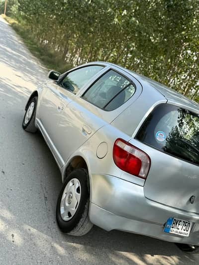 Toyota Vitz 1999