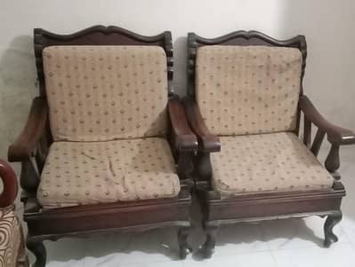 sofa set available ache condition me ok