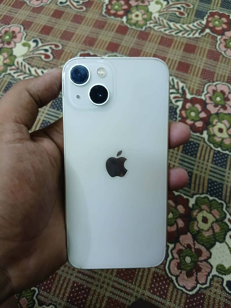 Apple iPhone 13 0