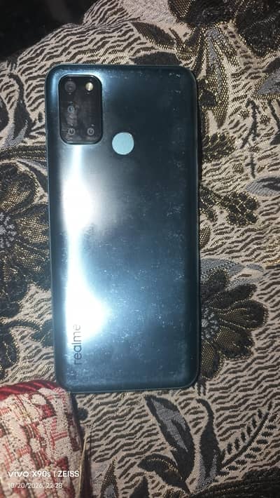 Realme C17 6/128gb 10/9 with only charger