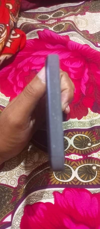 oppo A6x6 new model 10/10 condition battery 6500mh,6momth warranty