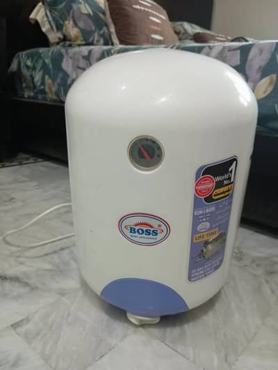 boss instant geyser 10L