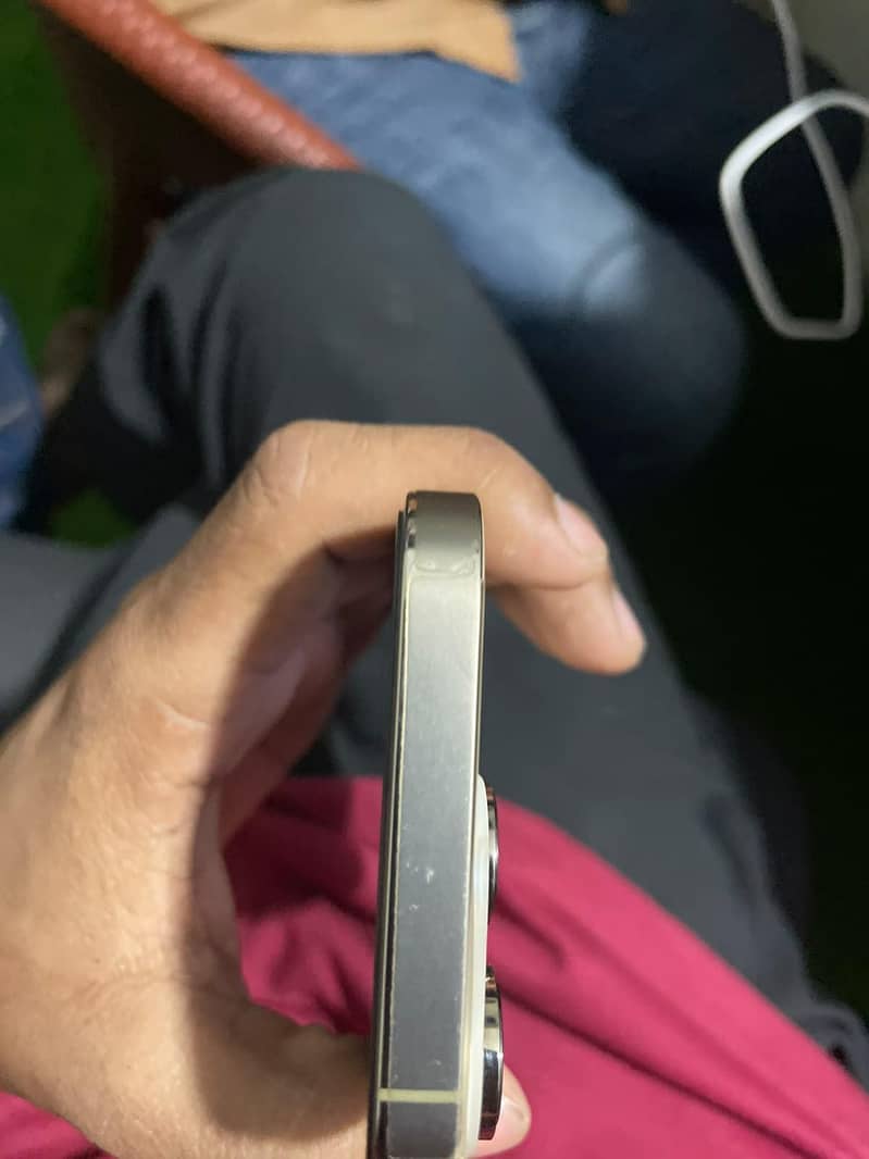 Apple iPhone 14 Pro 1