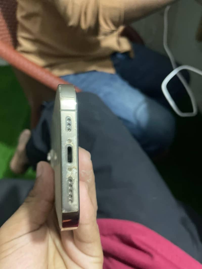 Apple iPhone 14 Pro 4