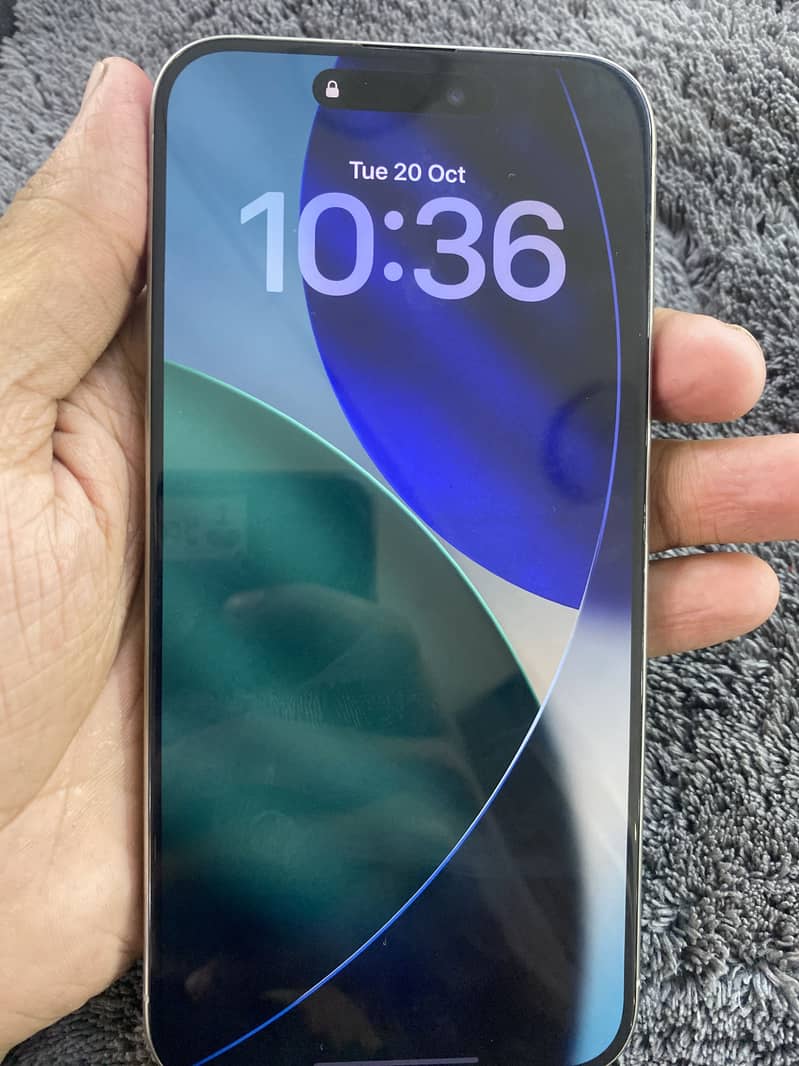 Apple iPhone 15 Pro Max 2
