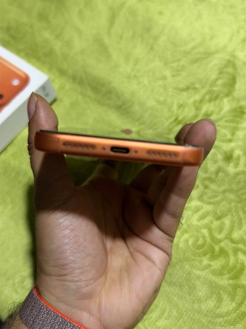 Apple iPhone 17 Pro Max 0