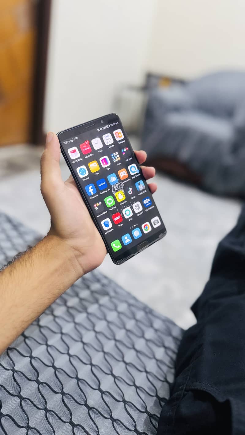 Huawei Mate 10 4