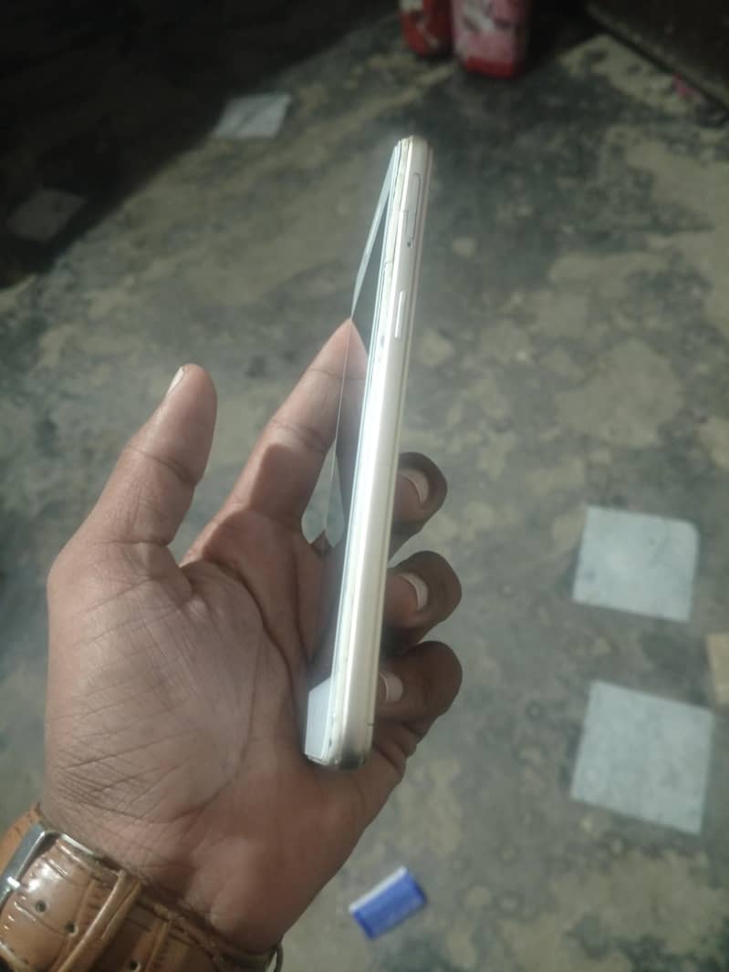 OPPO A37 3