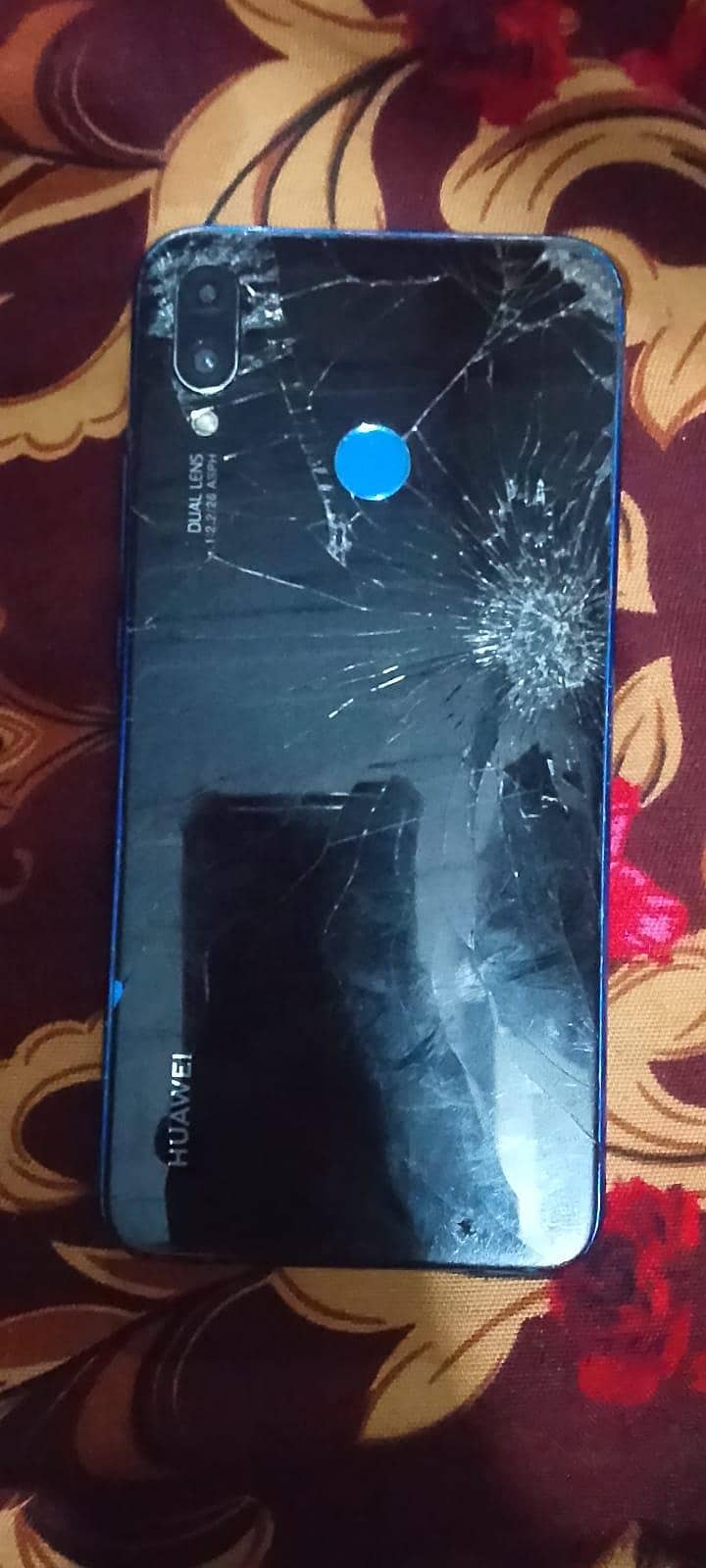 Huawei Nova 3i 1