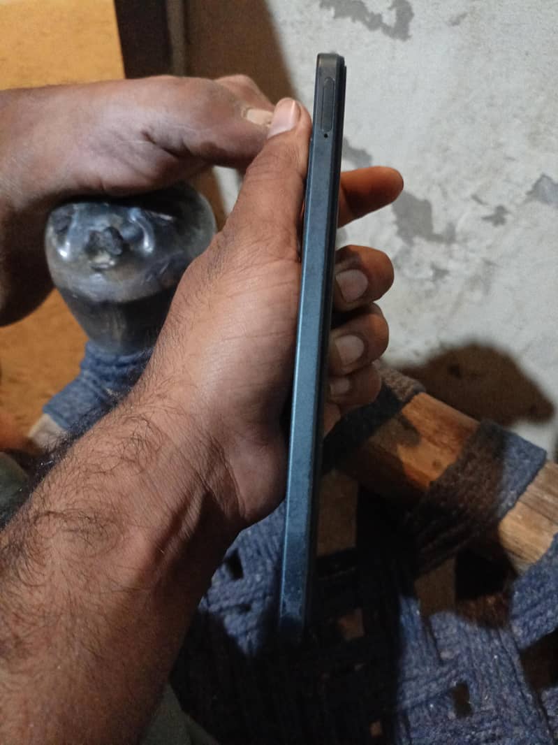Realme C71 3