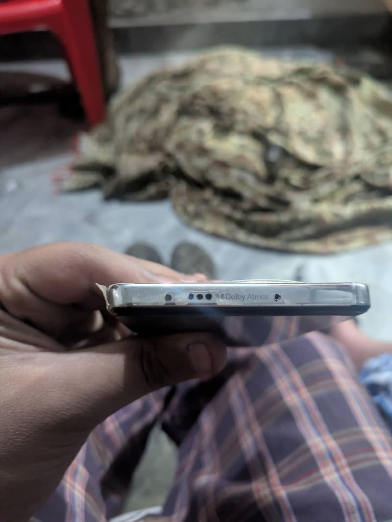 Tecno CAMON 30 0