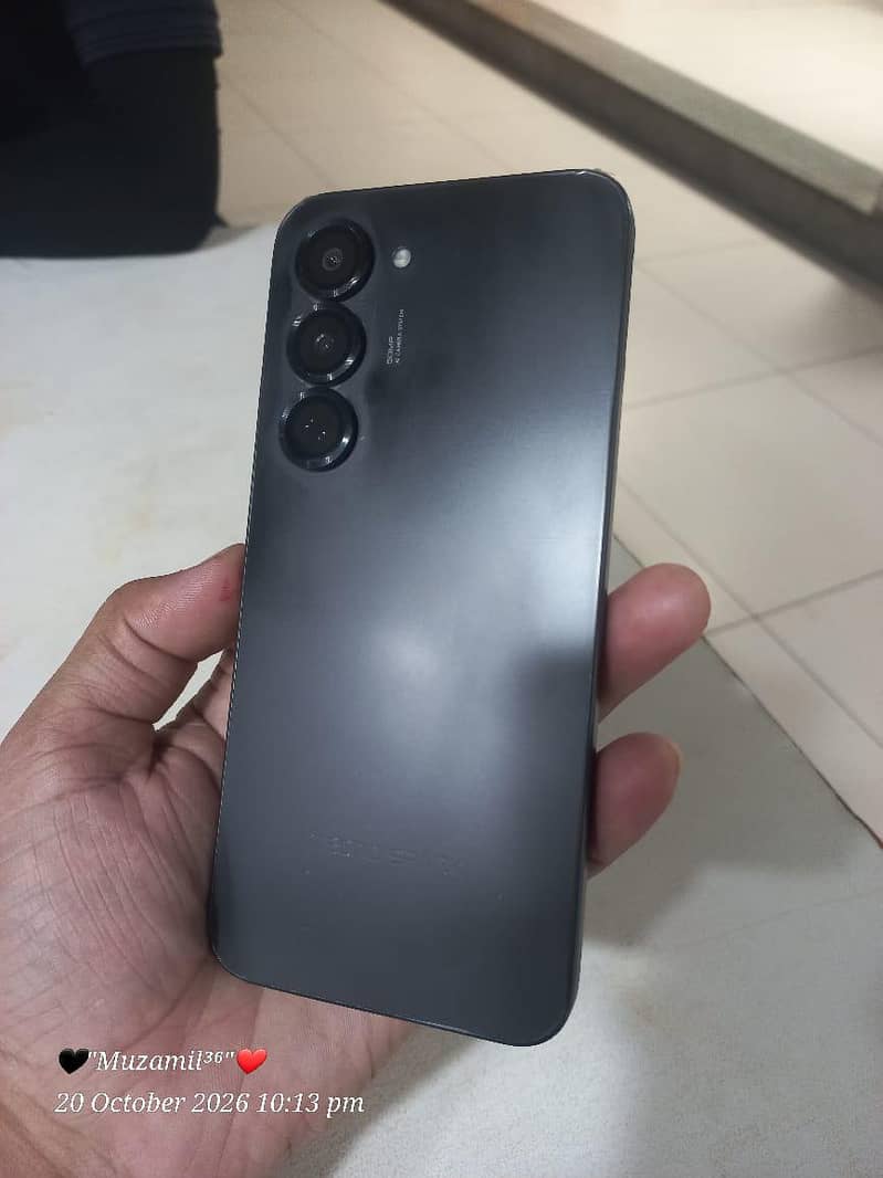 Tecno Spark 40 pro 2