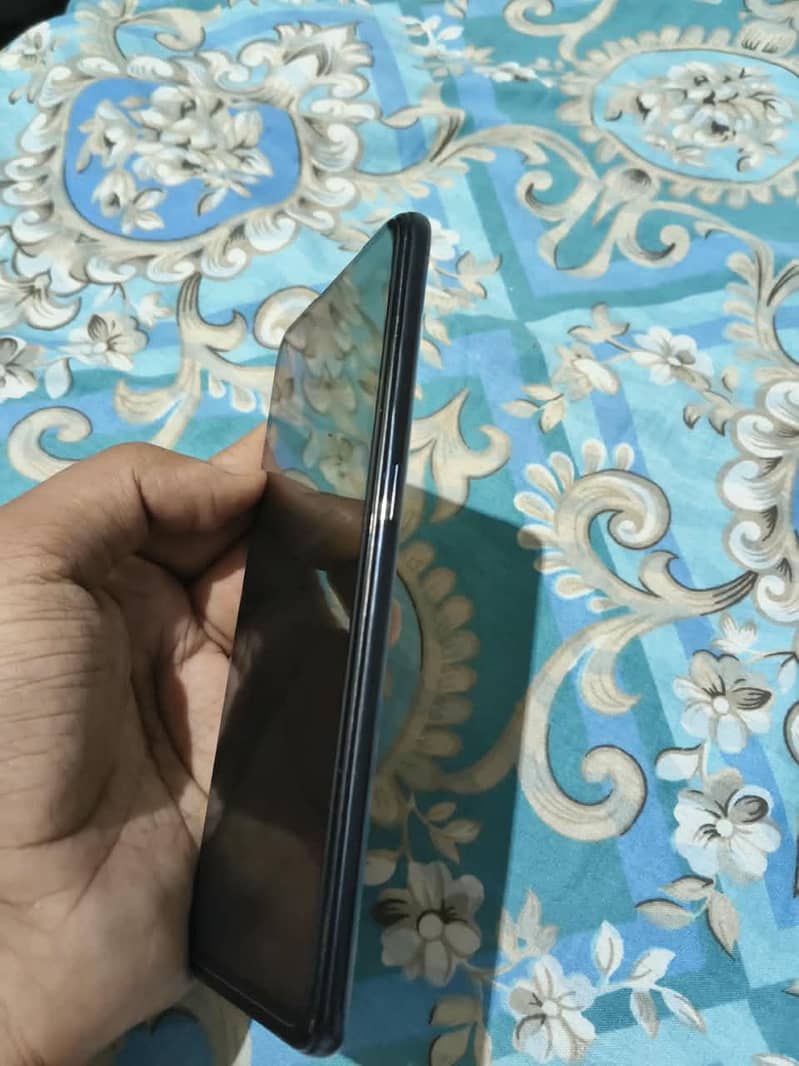 Vivo V21e 1