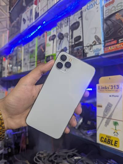 Apple iPhone 11 Pro Max sim working