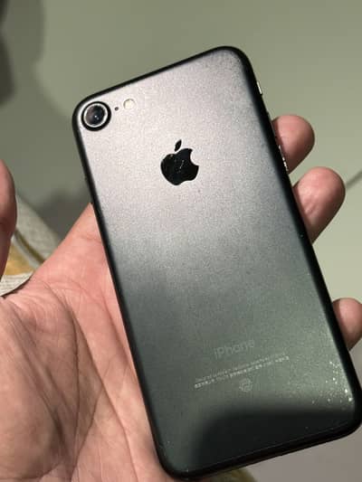 Apple iPhone 7