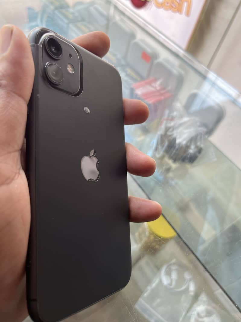 Apple iPhone 11 2