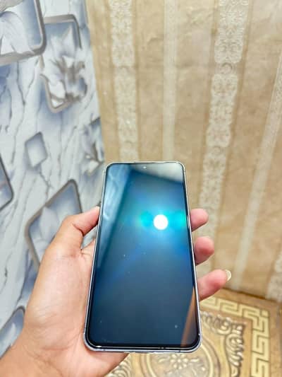Samsung Mobile S24 fE