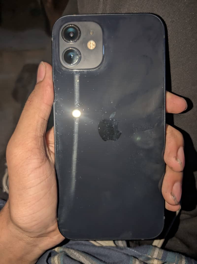 Apple iPhone 12 2