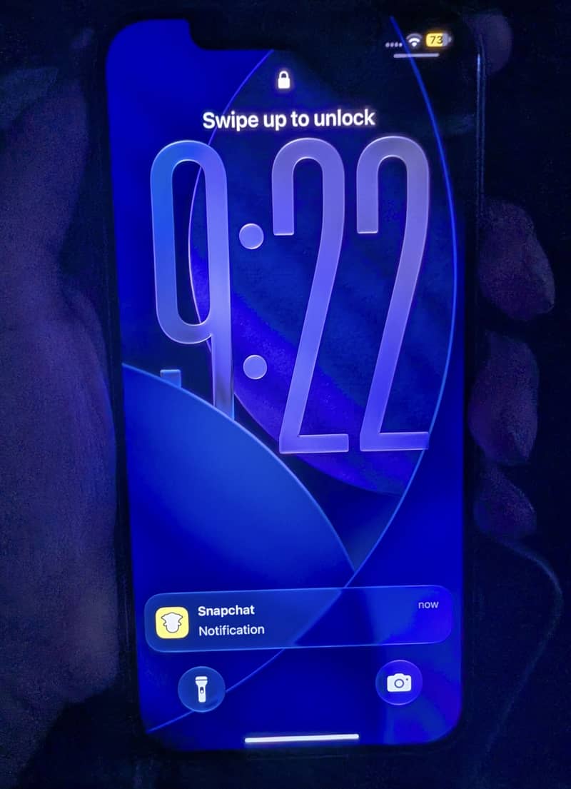 Apple iPhone 12 4