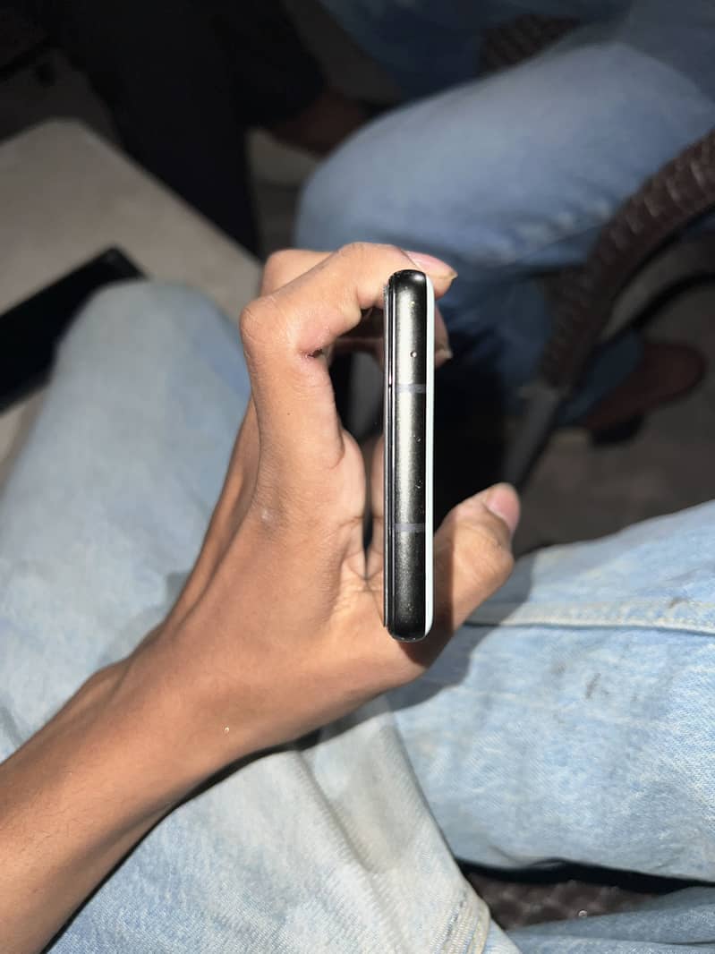 Google Pixel 6a 3