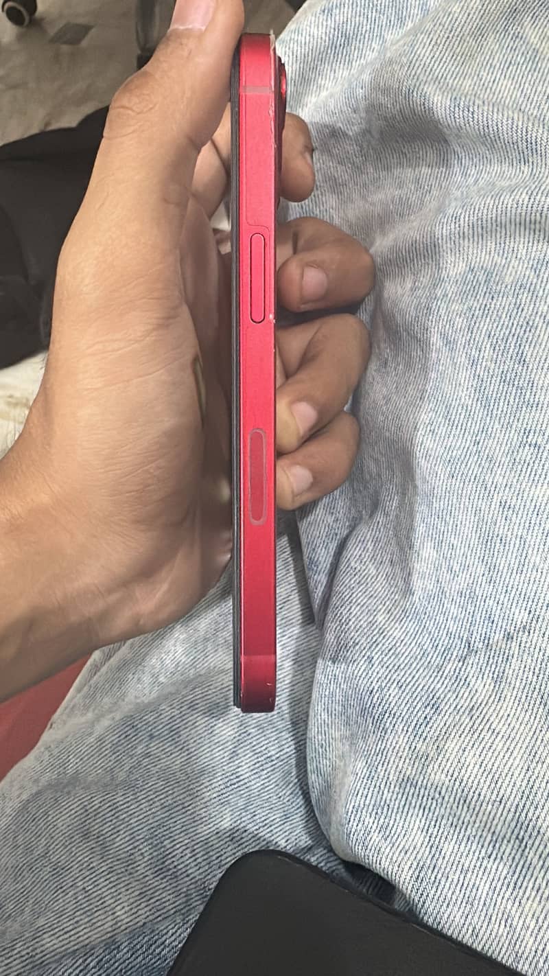 Apple iPhone 13 3