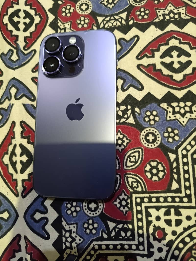 iPhone 14 Pro deep purple 6