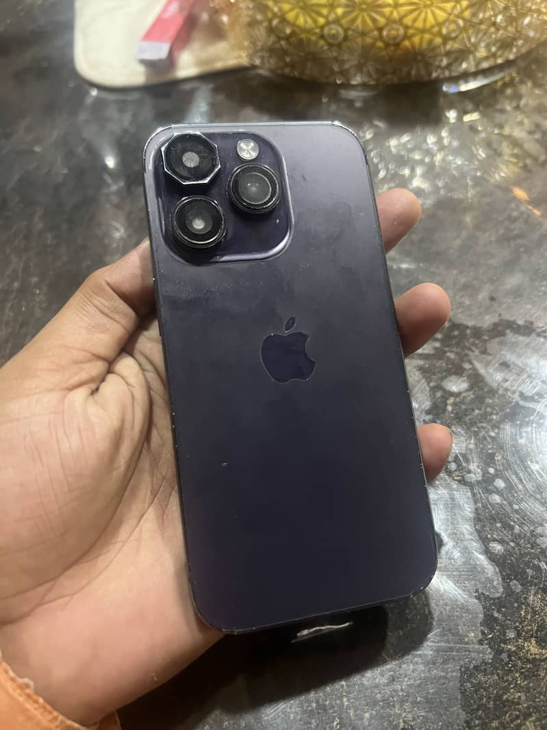 Apple iPhone 14 Pro 0