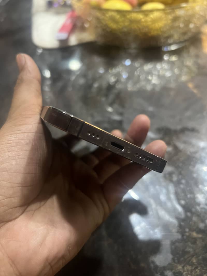 Apple iPhone 14 Pro 3