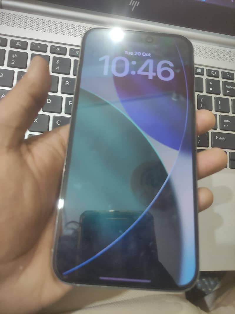 Apple iPhone 15 Pro Max 2