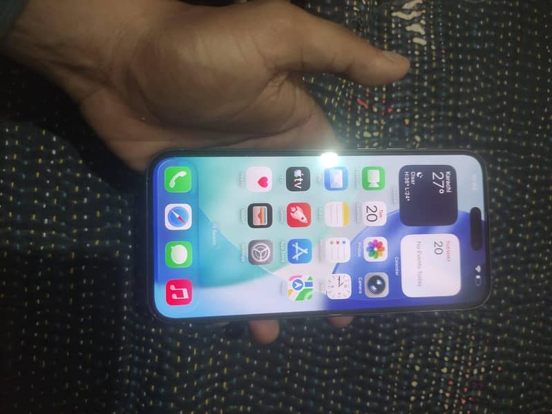 Apple iPhone 15 Pro Max 3