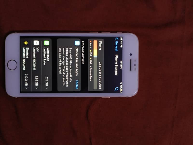 Apple iPhone 8 7