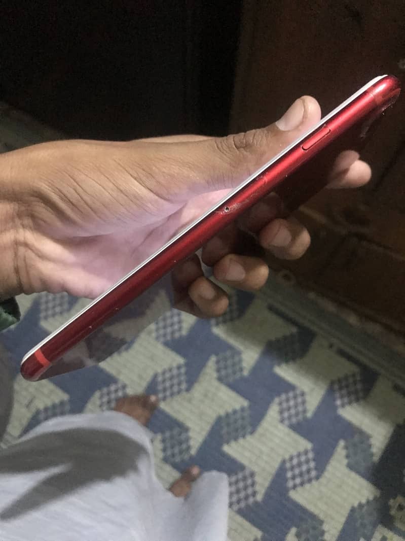 Apple iPhone 7 Plus 1