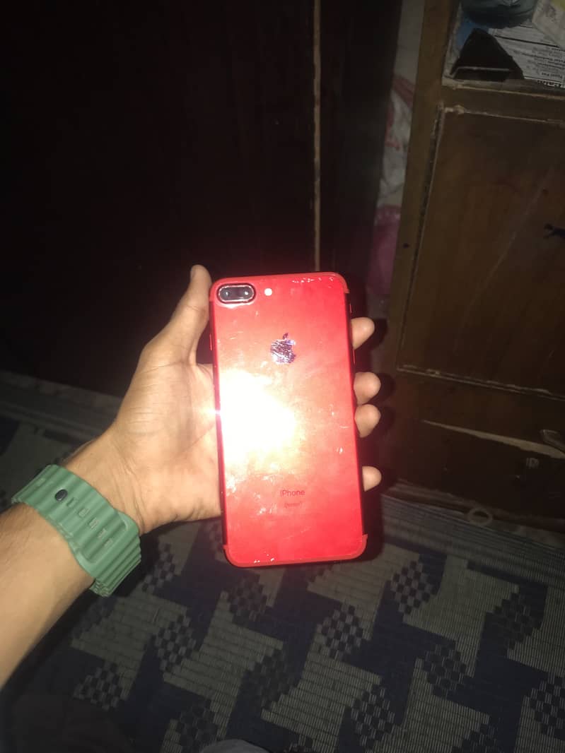 Apple iPhone 7 Plus 3