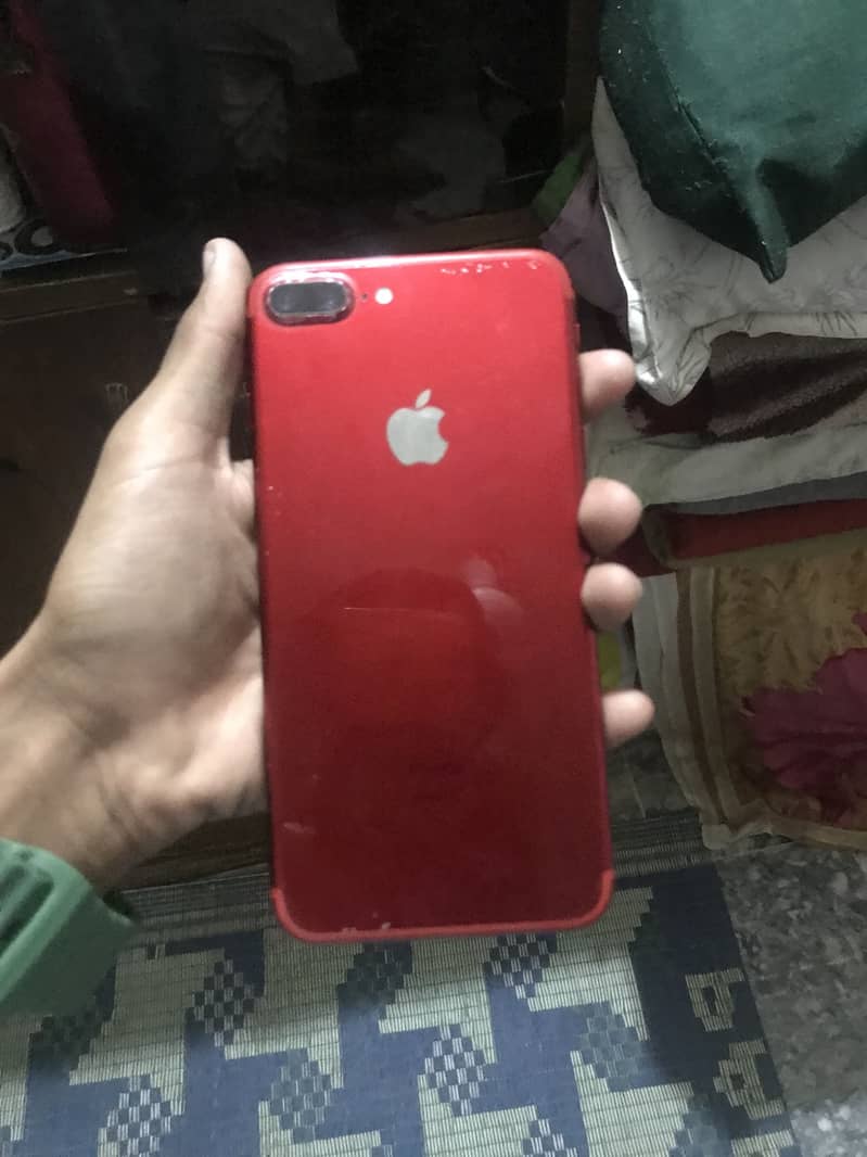 Apple iPhone 7 Plus 4