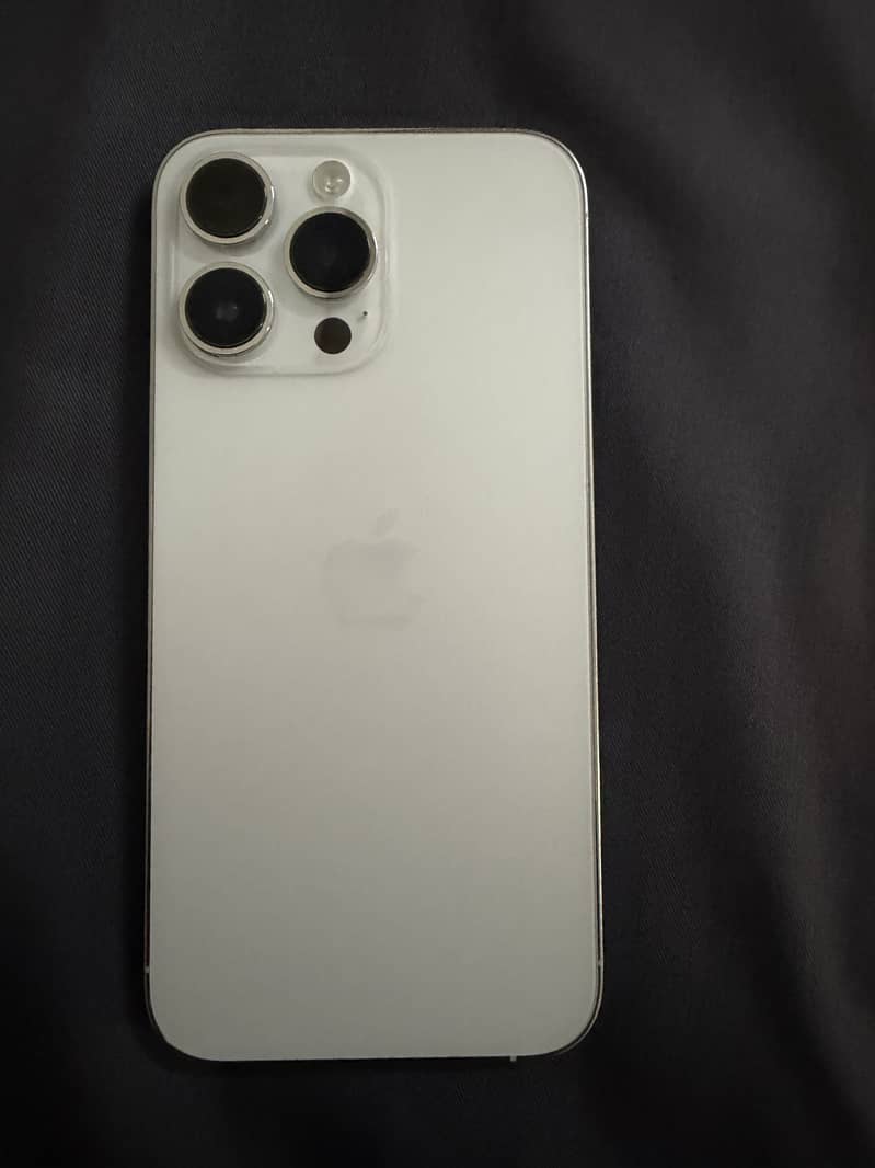 Apple iPhone 14 Pro Max 0