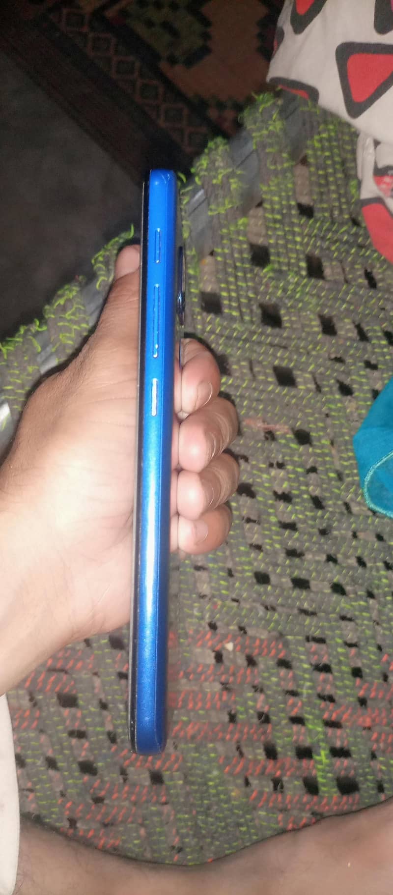 Moto E7 plus 5