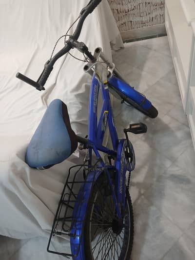 BICYCLE IN BLUE COLOR