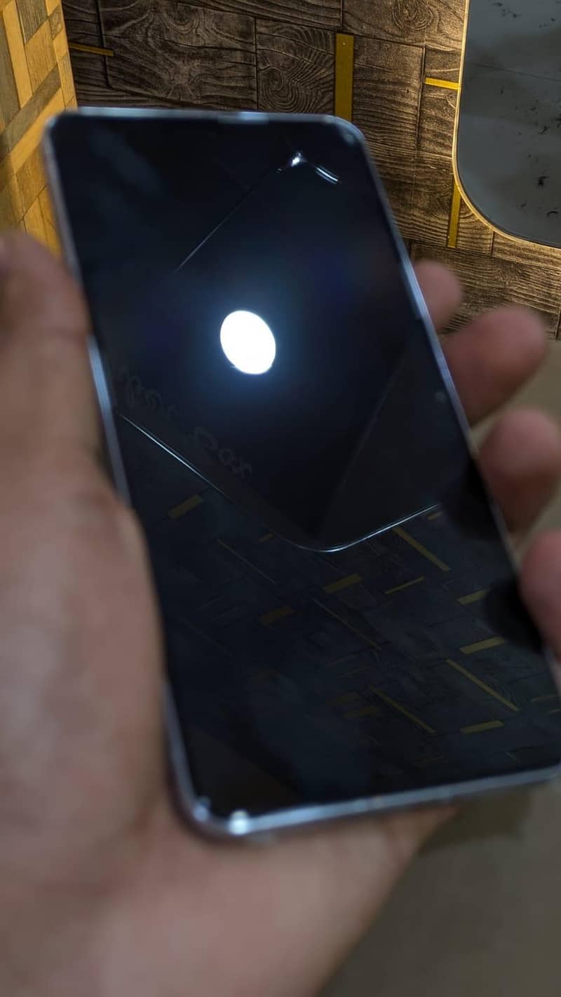 Google Pixel 8 Pro Exchange Possible 8