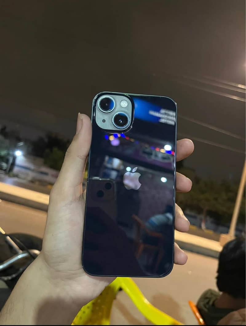 Apple iPhone 13 0