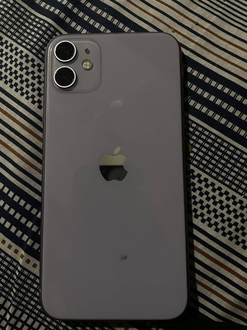 Apple iPhone 11 0