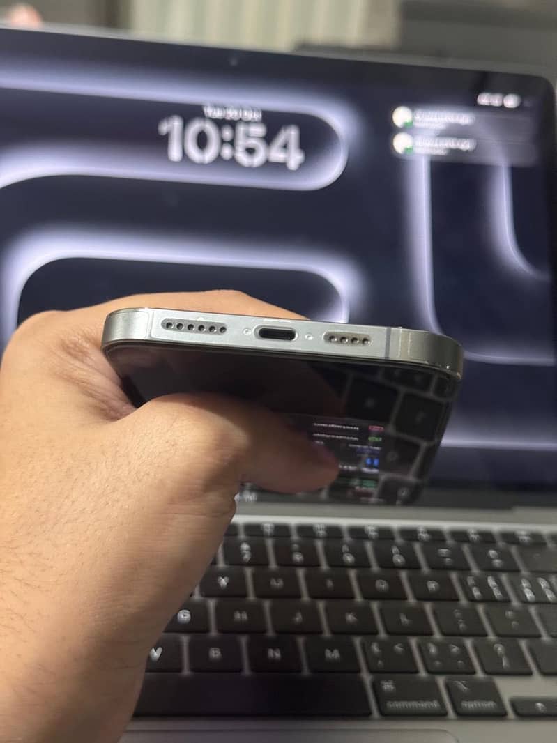 Apple iPhone 13 Pro Max 10