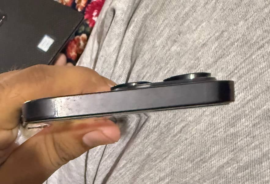 Apple iPhone 14 Pro Max 3