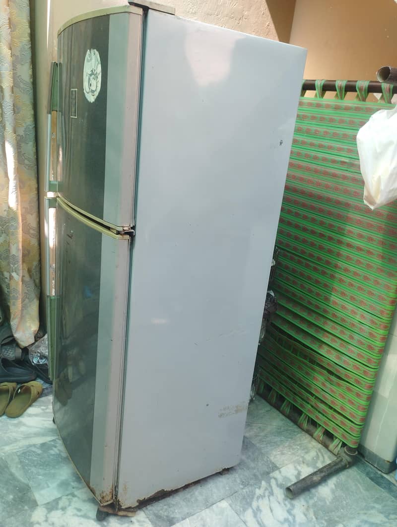 Dawlance 12 cubic Fridge 1